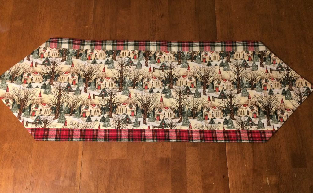 Finished table runner